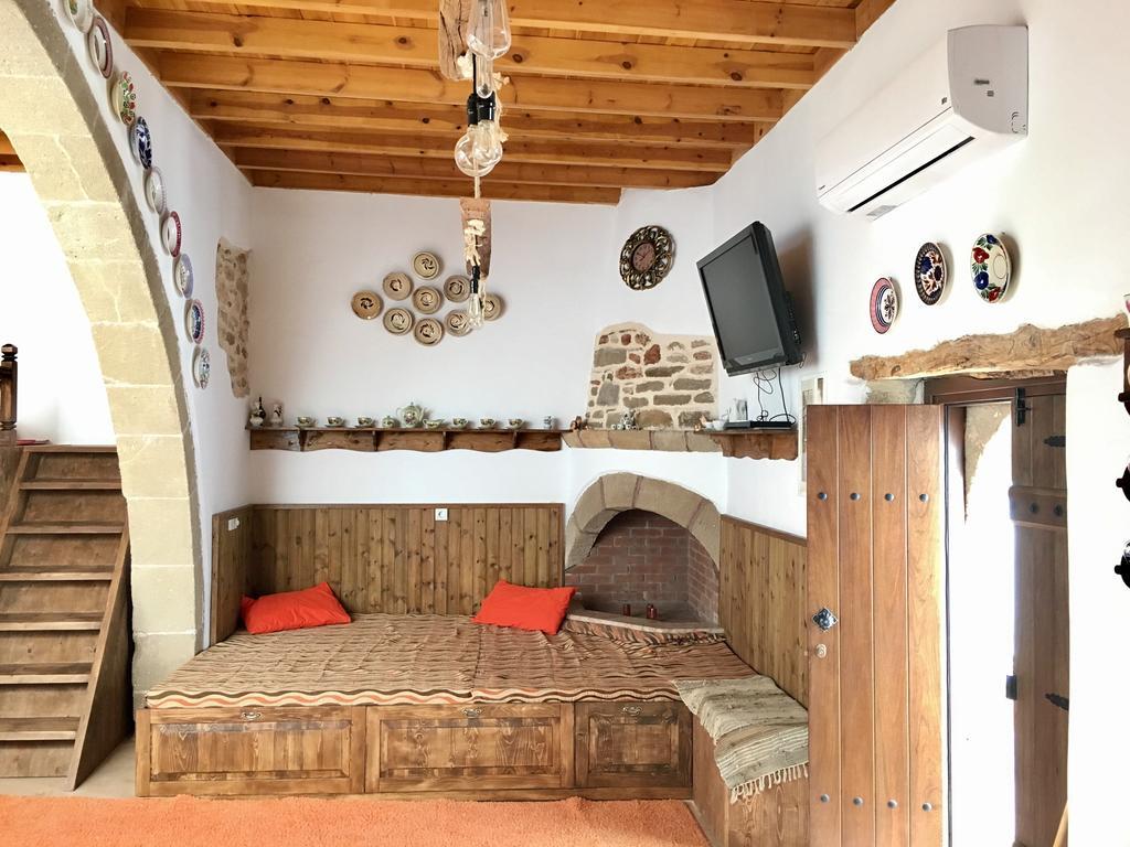 Anemos Traditional Villa Archangelos  Buitenkant foto